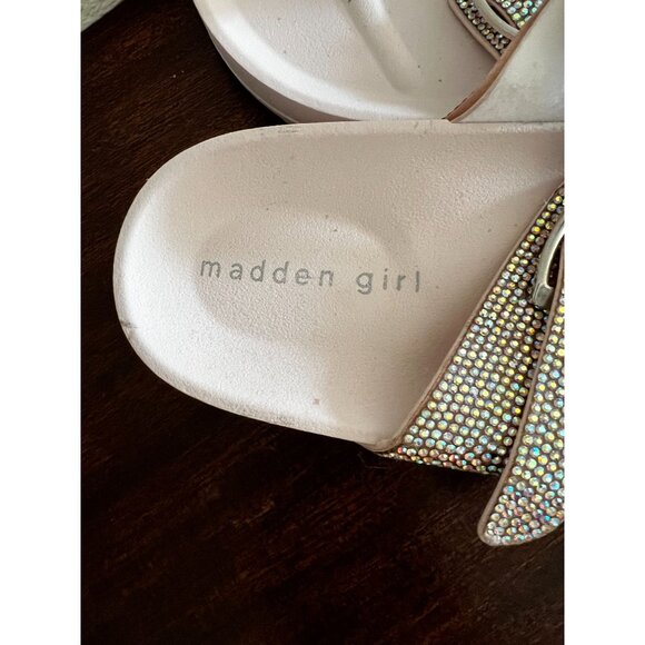 Madden GIrl Twila R Footbed Sandals Sz 9 Slip On Rhinestone Buckles Platform - Picture 5 of 7